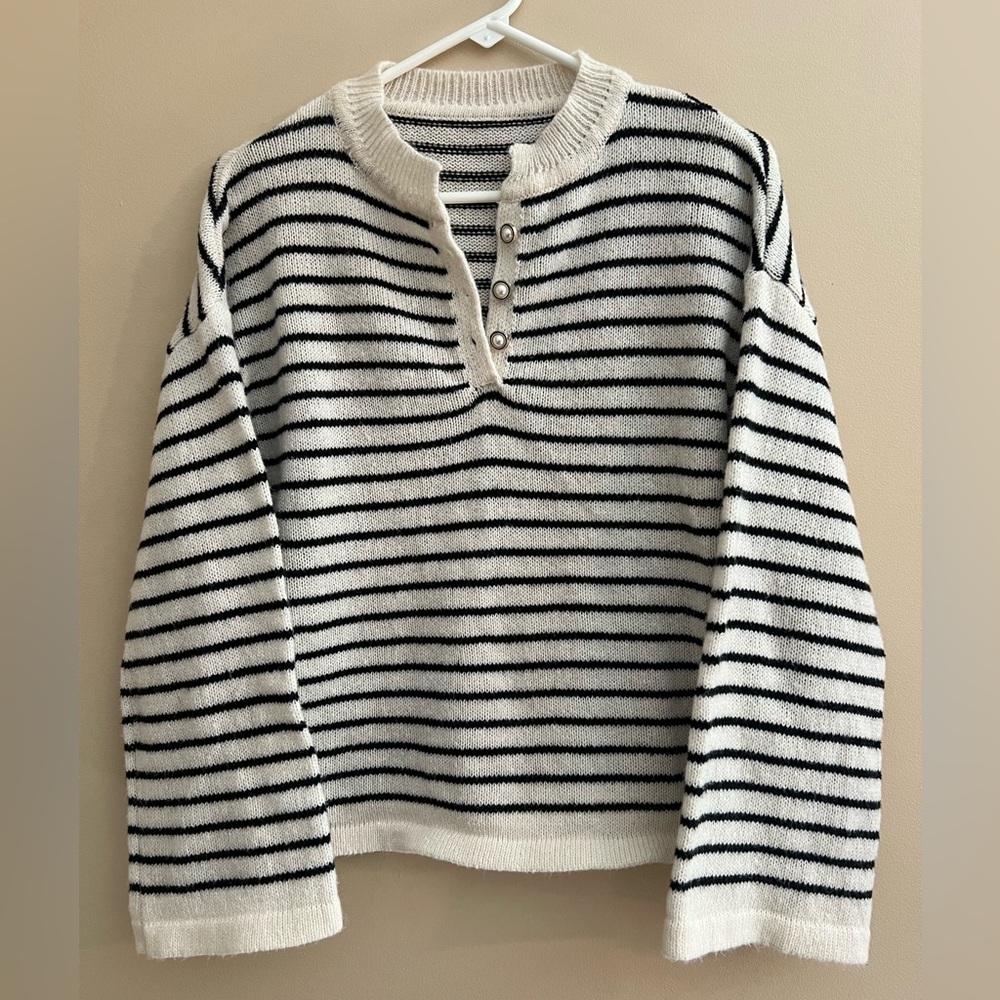Women’s Striped Sweater